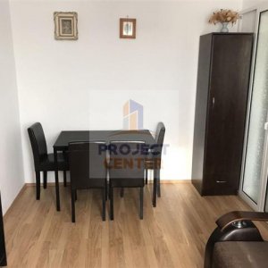 Apartament doua camere nedecomandat