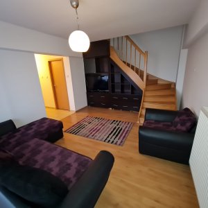 De vanzare apartament 3 camere Trivale, zona Montan Star