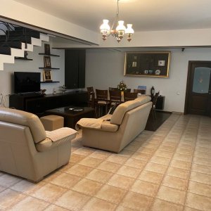 Vila 5 camere, Stefanesti