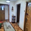 Apartament spatios, decomandat, 3 camere, Craiovei, etaj intermediar thumb 4