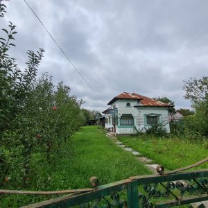 Casa Darmanesti + teren in suprafata de 5120 mp