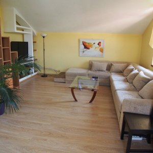 Apartament in vila moderna Maracineni Argeselu