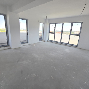 Apartament 3 camere Fratii Golesti