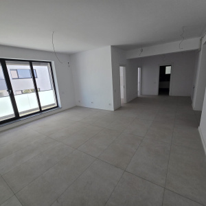 Penthouse cu suprafata de 163 mp, loc de parcare,  Fratii Golesti