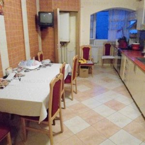 Apartament 3 camere Rolast - etaj 1