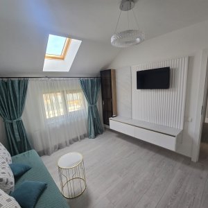 Apartament 2 camere, mansarda, bloc nou, loc de parcare, Trivale