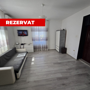 Garsoniera de vanzare in casa, zona centrala