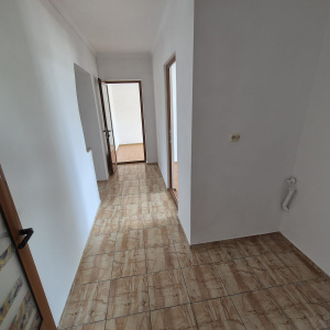 Apartament 4 camere Negru Voda, etaj 3, centrala termica