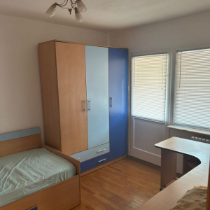 Apartament 3 camere Popa Sapca, etaj 2, zona Crinului