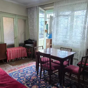 Apartament 3 camere, decomandat, cf. 1, Craiovei