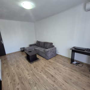 Apartament 3 camere zona Lidl Bere, etaj 3, renovat
