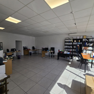 Spațiu Comercial, Parter, Zona Centrală, S=90 mp