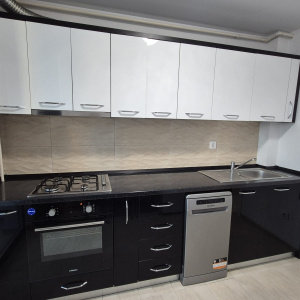 Apartament 2 camere complex Balcescu Residence, zona Nord, parcare privata