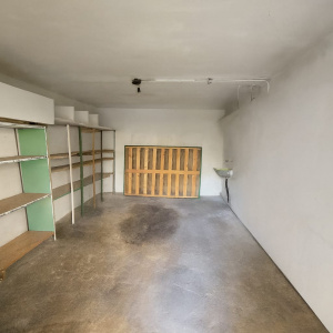 Apartament 3 camere Craiovei, garaj, confort 1 decomandat