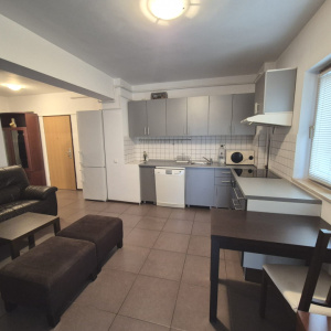 Apartament 3 camere Central - zona Sfânta Vineri, etaj 2, terasă