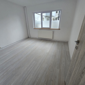 Apartament 4 camere, Popa Șapcă, Parter