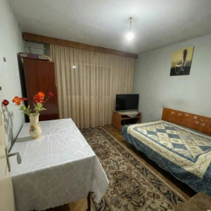 Apartament 2 camere, Zona Exercițiu, Decomandat, etaj 4
