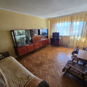 Apartament 4 camere Nord, etaj 6/10, potrivit pentru o familie