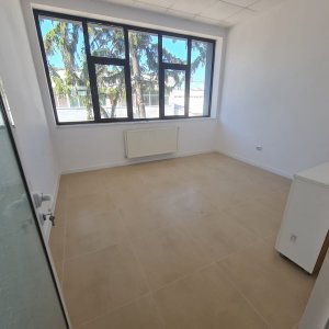 Birou in Nord - etaj 1, parcare