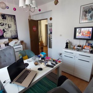 Birou situat in zona Teilor, etaj 2, pretabil sediu firma